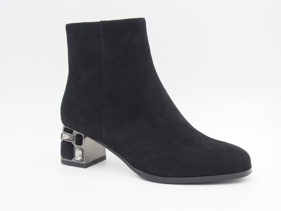 Loretta Vitale dabīgās zamšādas apavi, melni sieviešu puszābaki